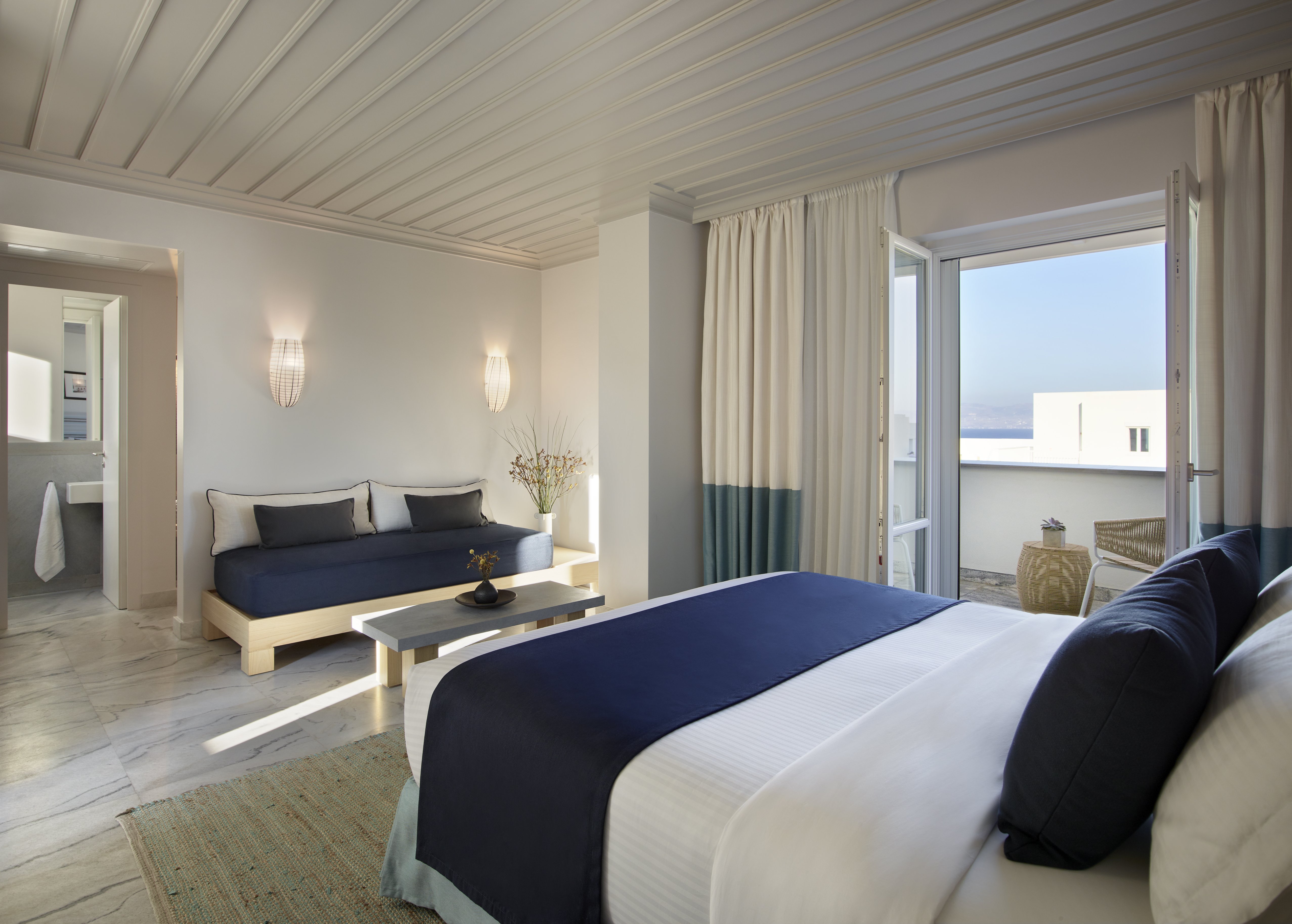 Junior Suites with Garden View in Paros | Summer Senses